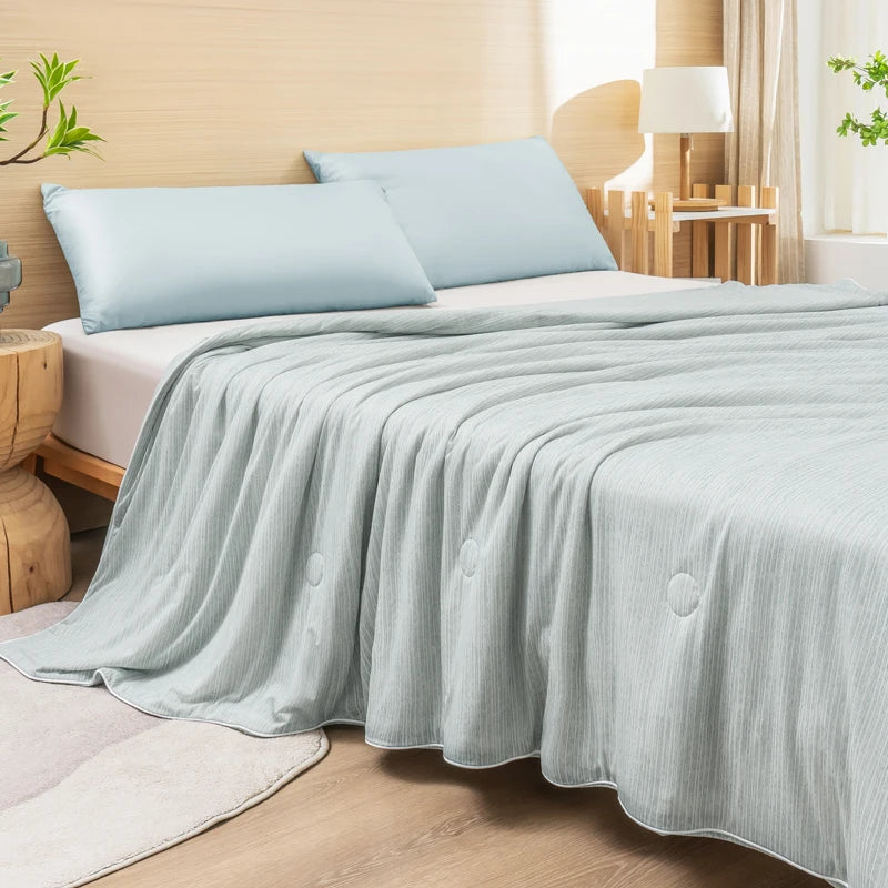CoolWave™ Cooling Blanket – Lightweight Summer Comforter for Hot Sleepers